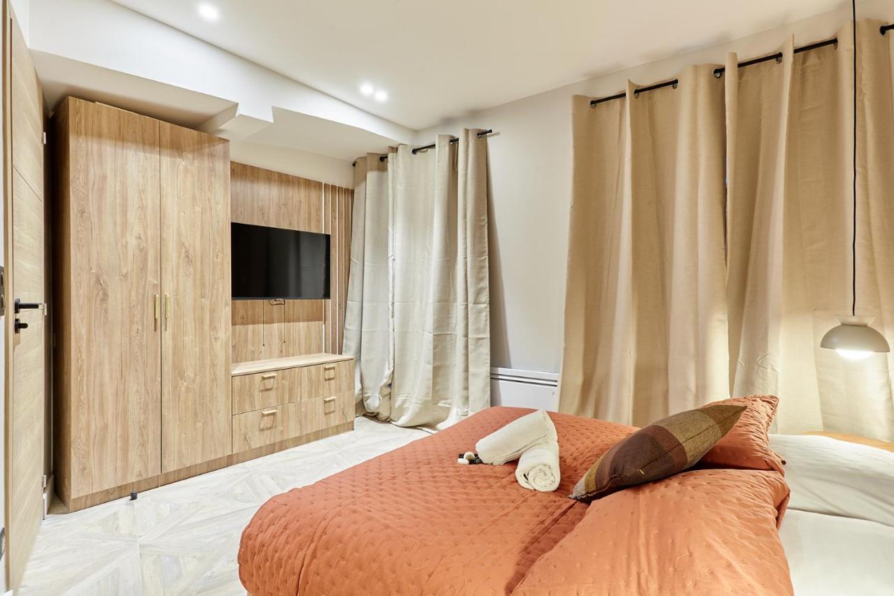 Apartment Batignolle Montmartre By Studio Prestige Paris Exterior photo