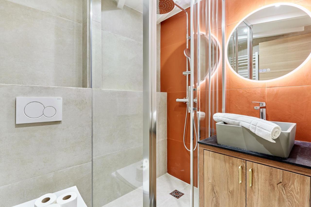 Apartment Batignolle Montmartre By Studio Prestige Paris Exterior photo